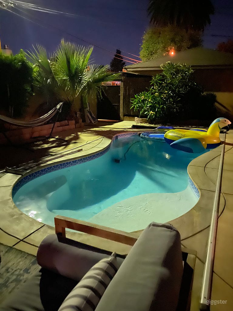  pool, shallow sunbathing, landing area with seating  