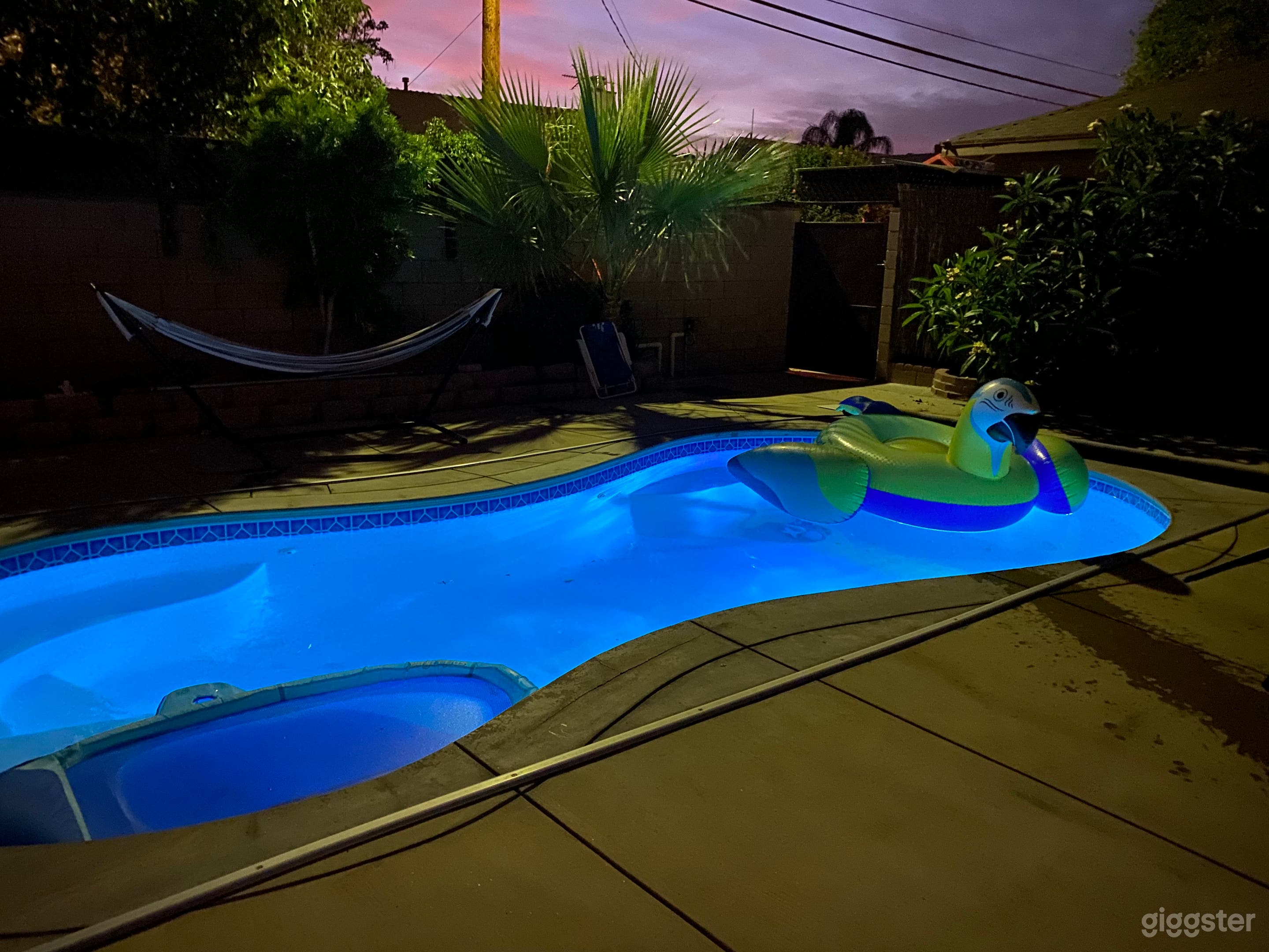 pool lights change colors