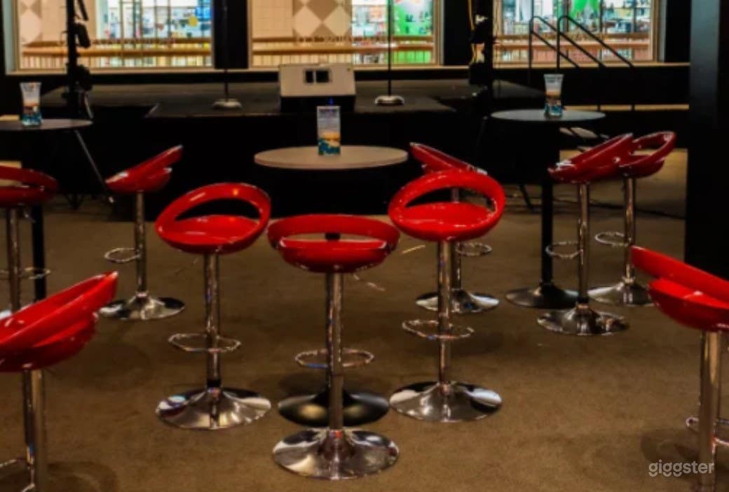 Cozy Showcase Area in Gastonia Photo 4