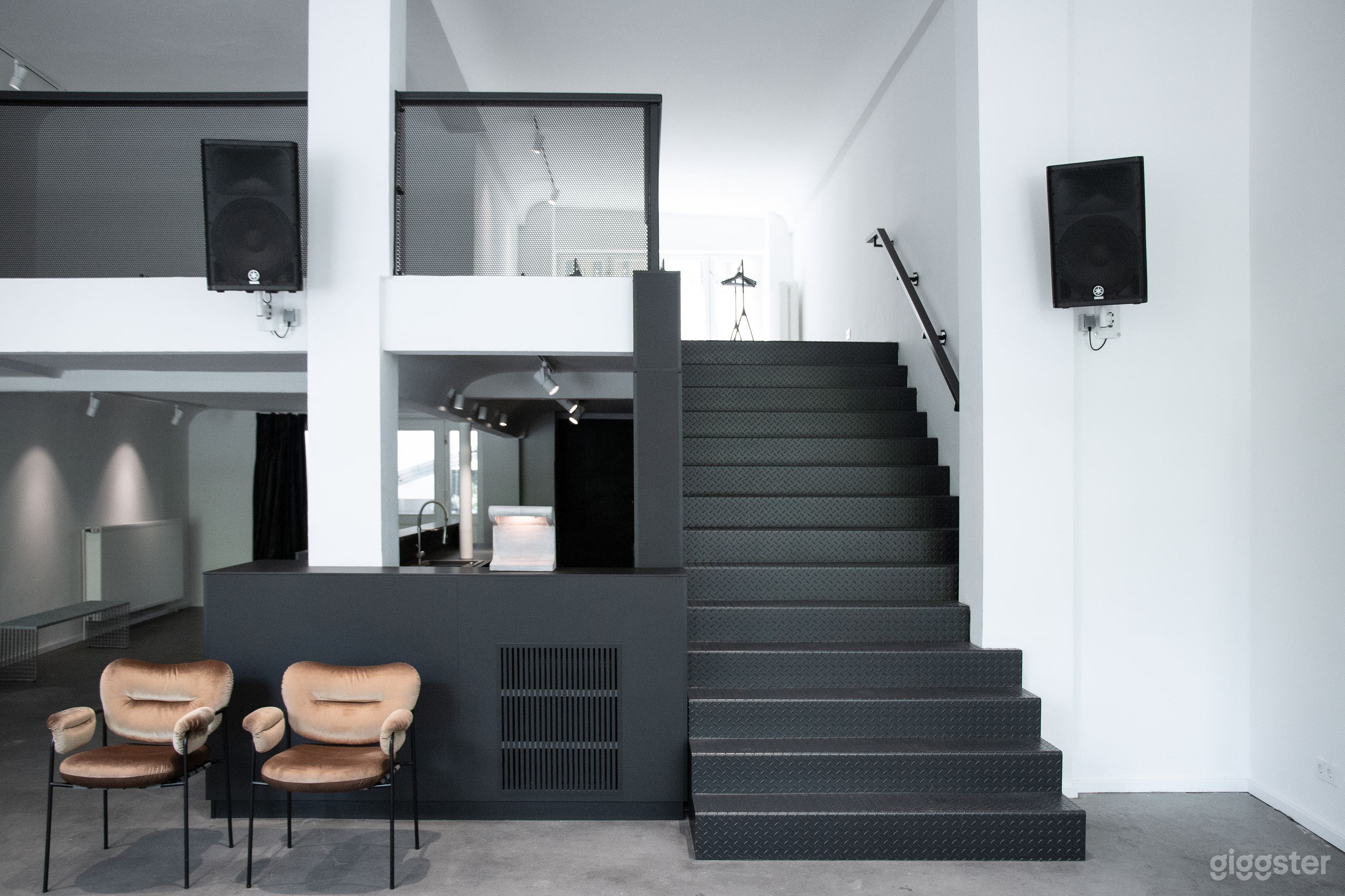 Moderne, urbane Galerie und Office in Hamburg Photo 4