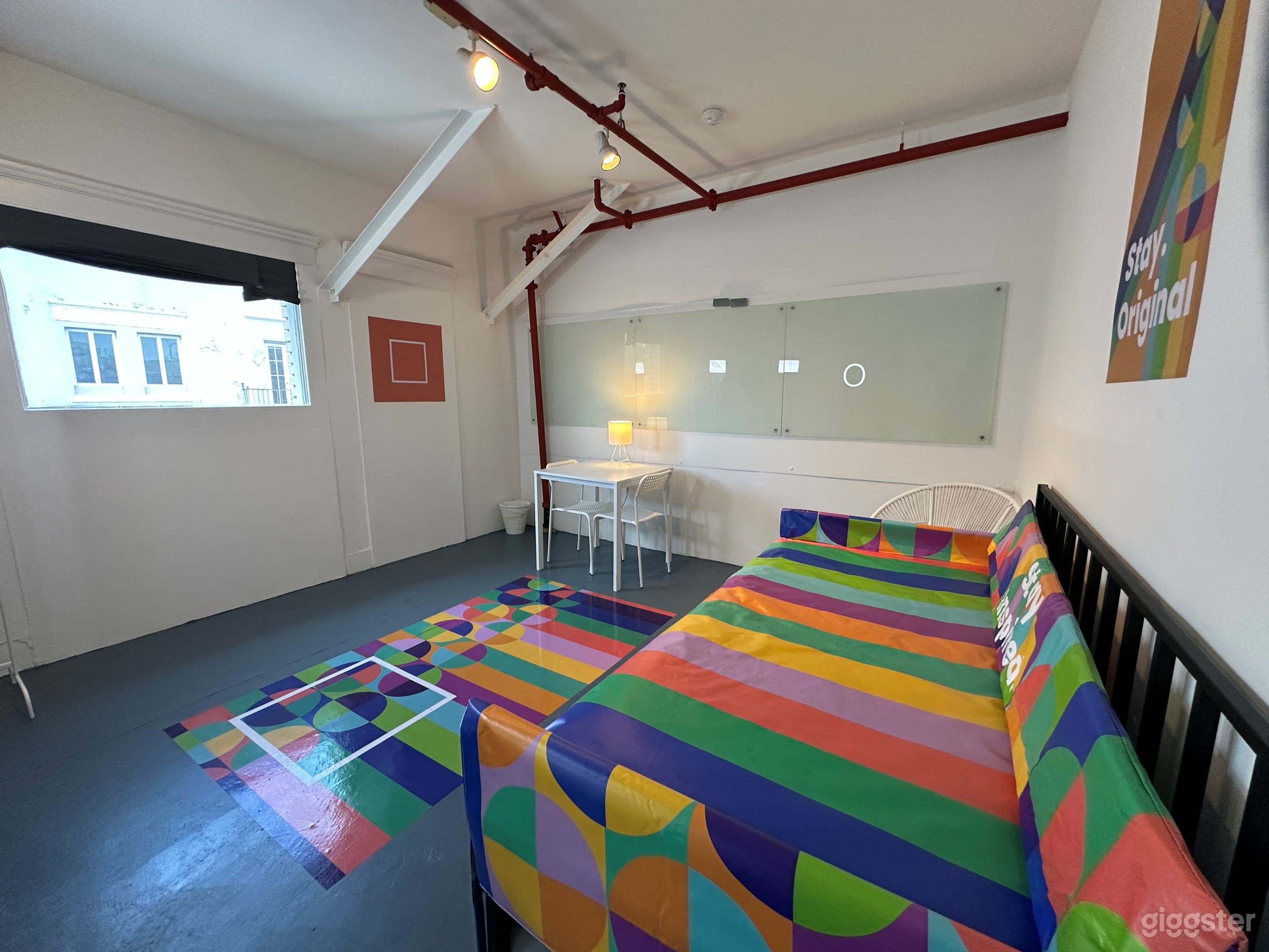 Private Creative Studio/Room in Hollywood - Coral Photo 2