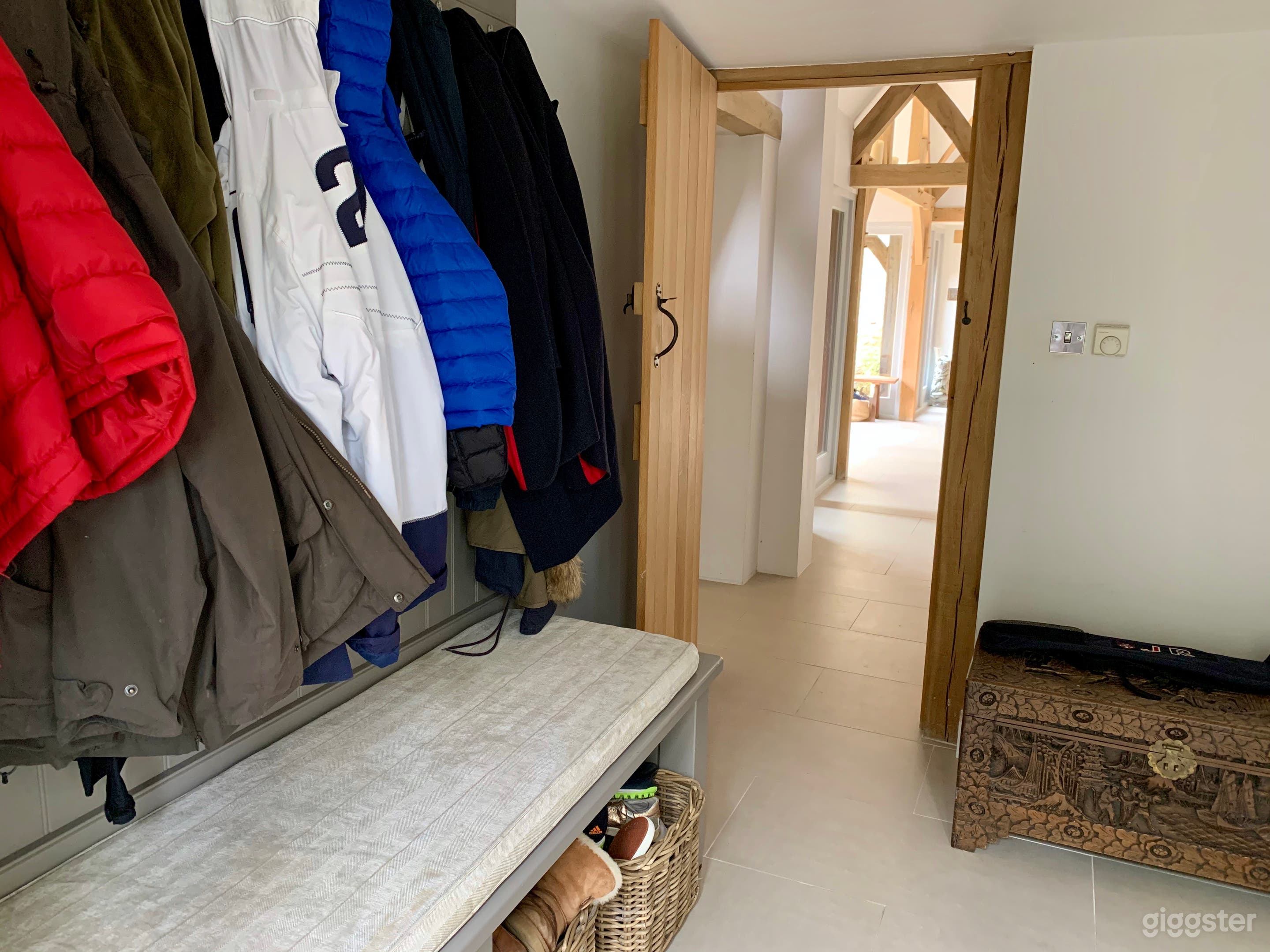 The Thatched Cottage Photo 3