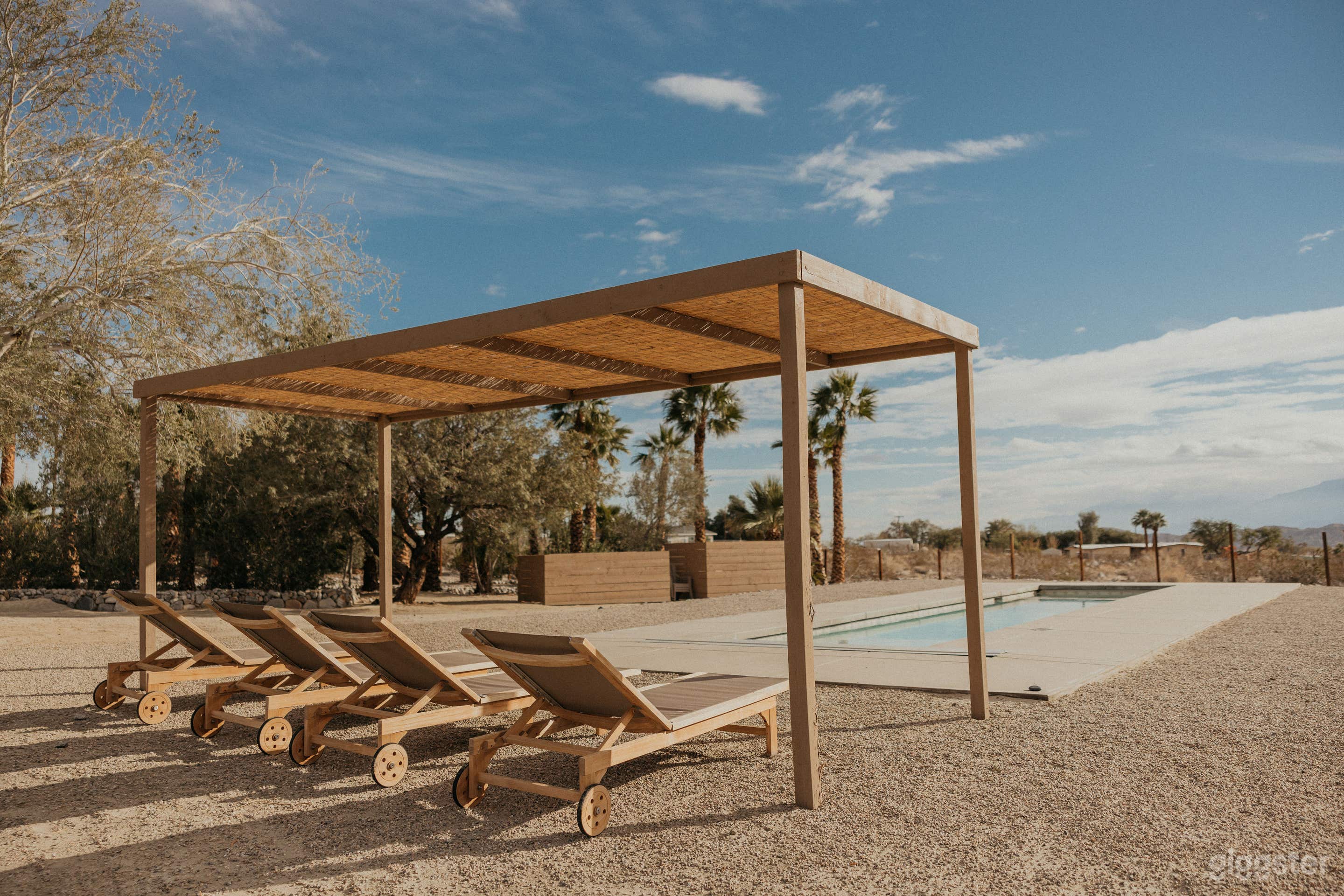 Barn Desert Oasis Photo 2