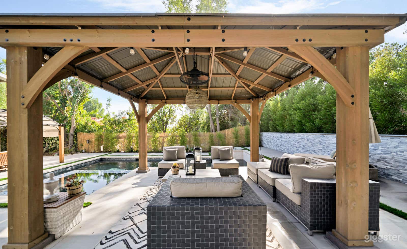 CHIC WOODLAND HILLS HOUSE FOR FILM &amp; TV/POOL Photo 4