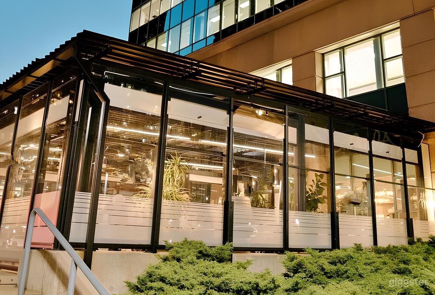 Authentic Italian Restaurant in Mississauga (Buyout) Photo 1