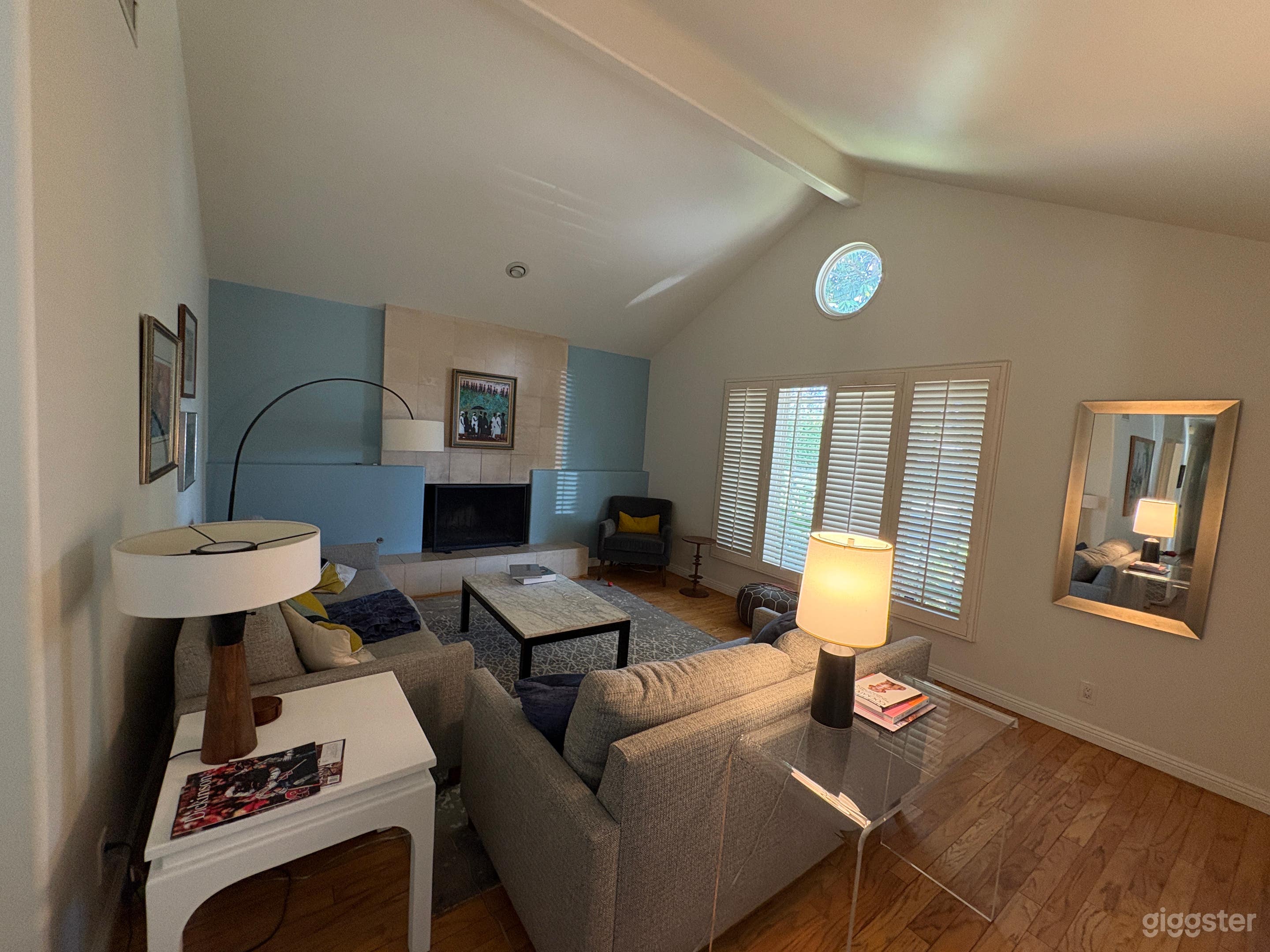 Charming craftsman home with easy parking in Mar Vista. Photo 1