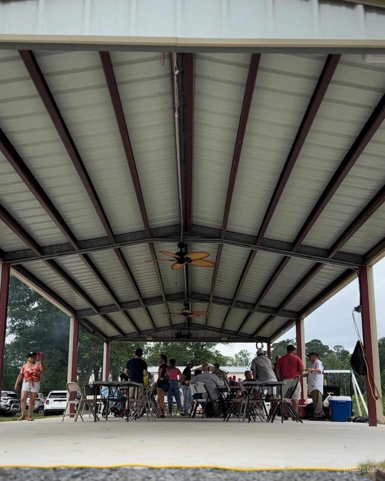 2 Acre Ranch with a 1600 sqft Pavilion & Pool Photo 1