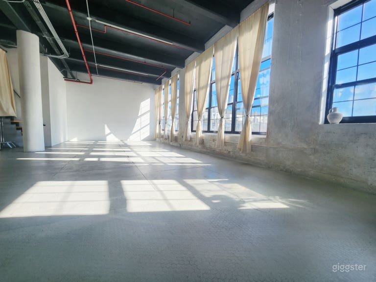  The Wonderloft Studio 