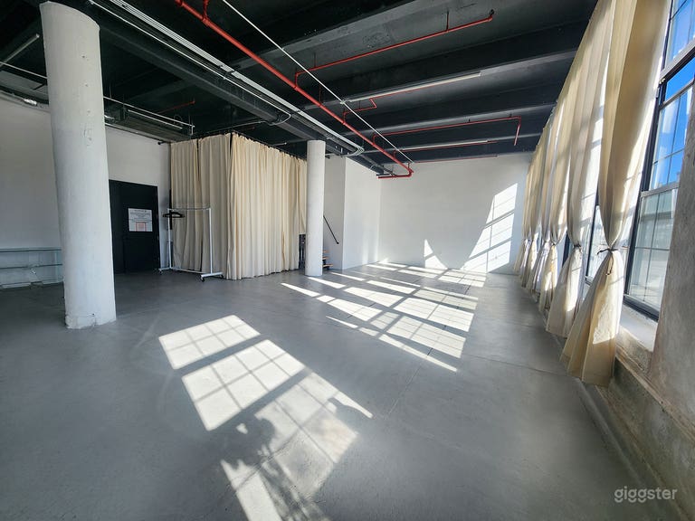  The Wonderloft Studio 