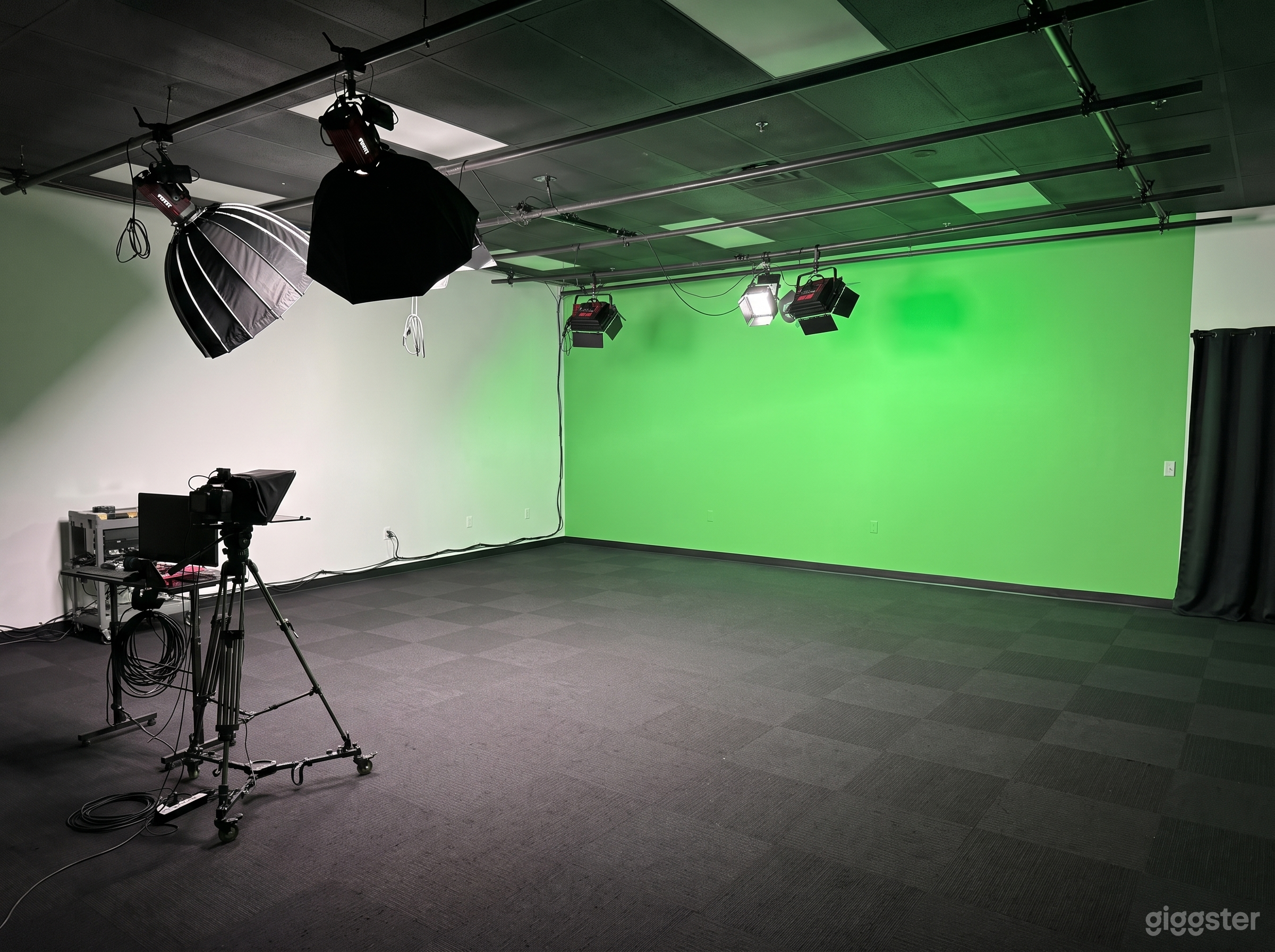 Green Screen, Podcast & VO Studio-Shoot, Record, Edit, Done Photo 1