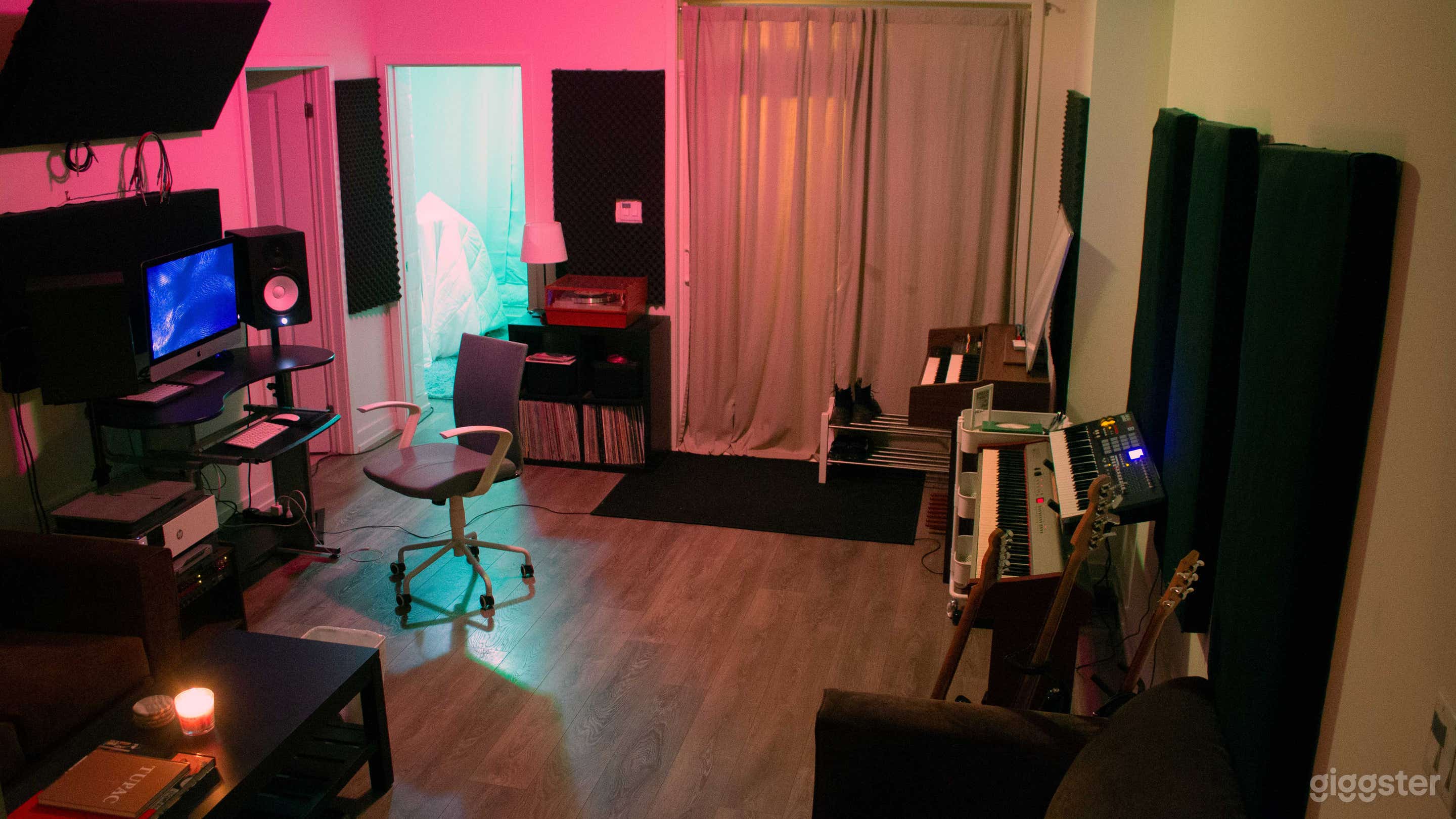 Cozy Recording Studio With Booth Photo 1