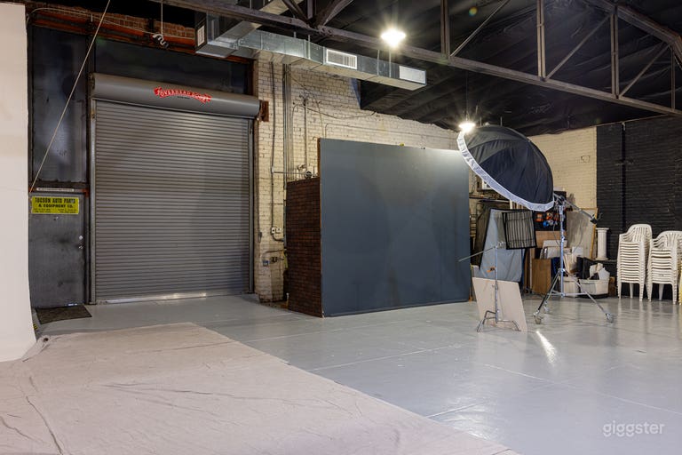  Spacious Photography Studio in Downtown Tucson 