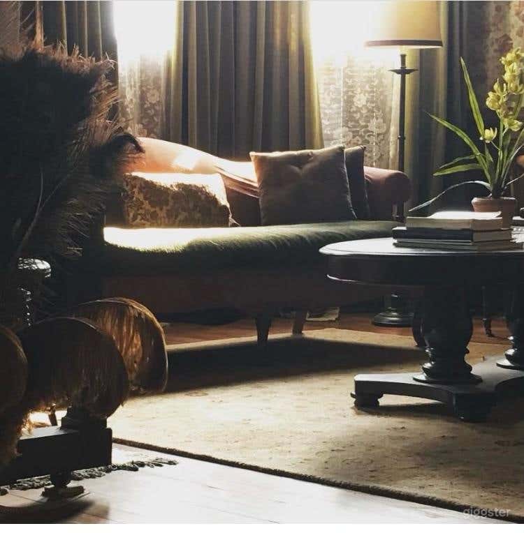 Splendid Victorian Home circa 1890 Photo 4