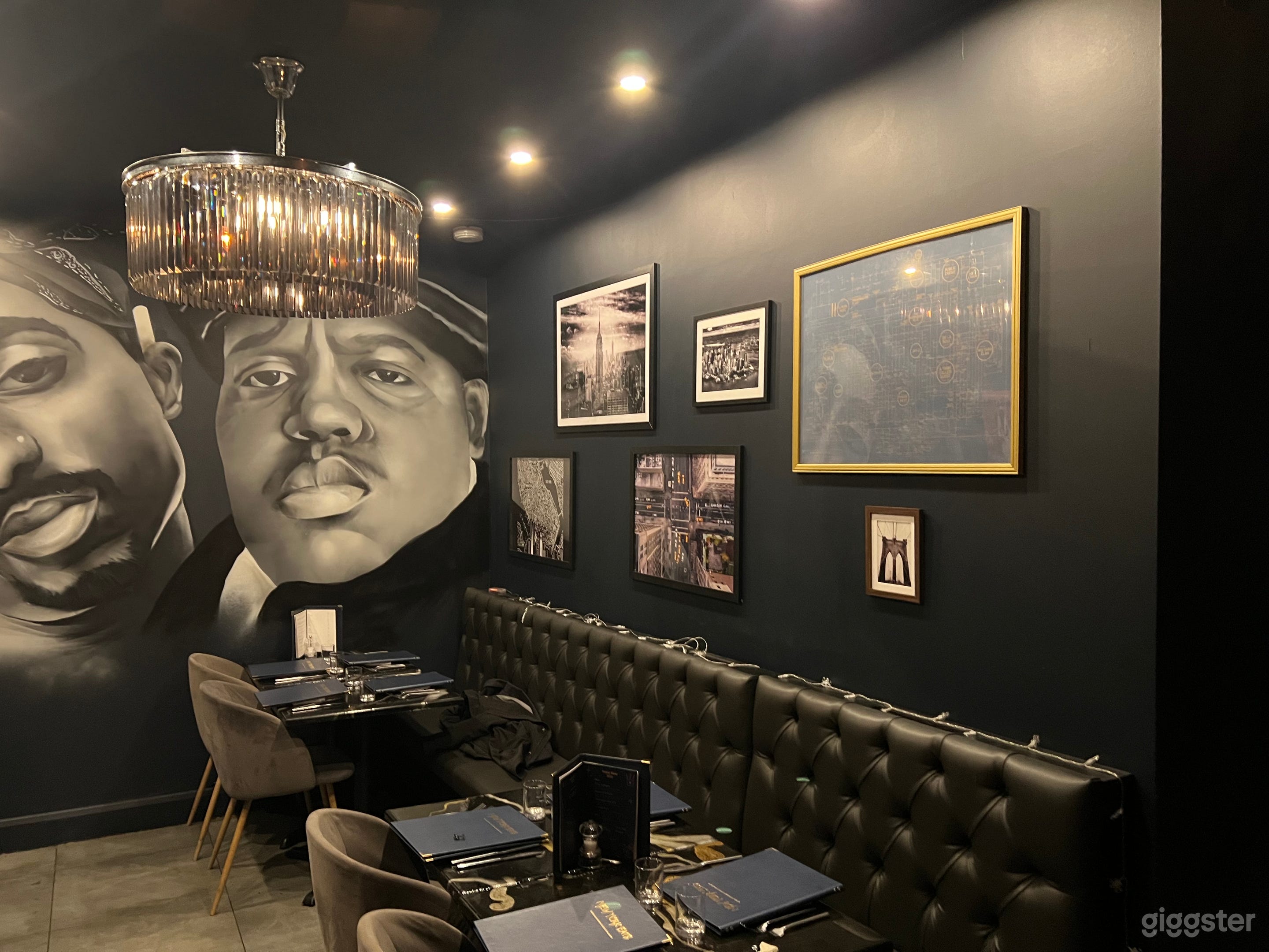 Graffiti/Hip Hop Steakhouse Photo 2