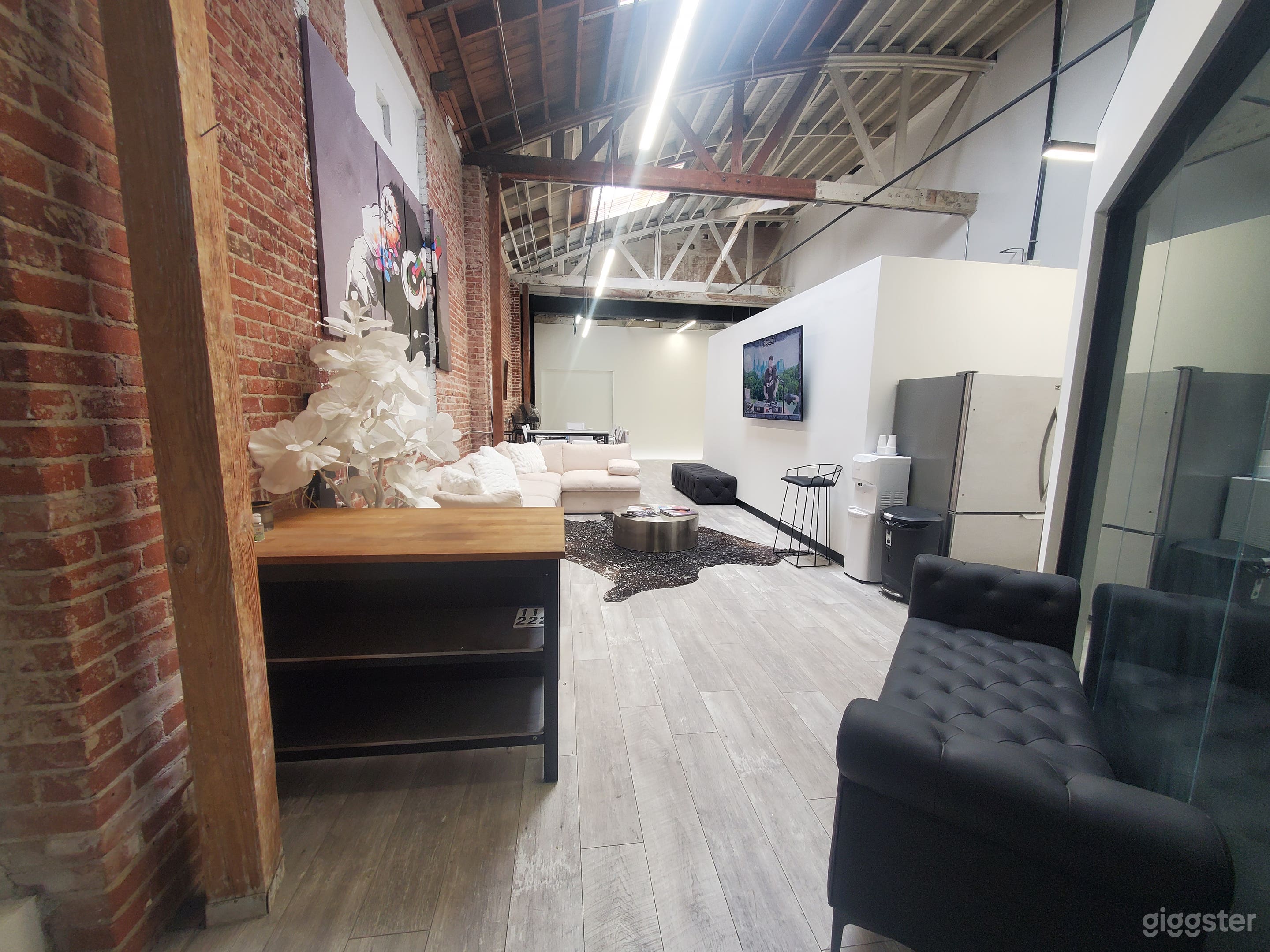 Welcome to TizThaTime Creative Studio