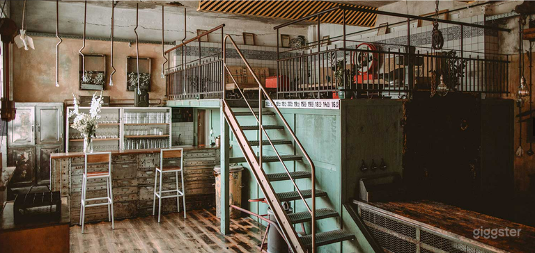  Industrial lamps, workbenches and old factory lockers 