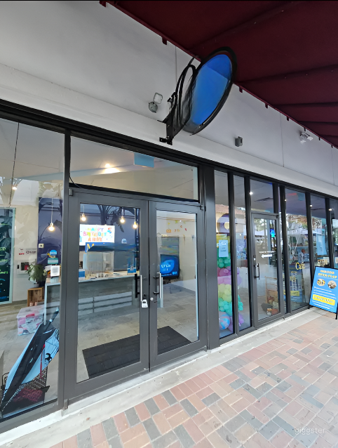 Private Office Ideal for Counseling, Coaching &amp; Work Session Photo 4