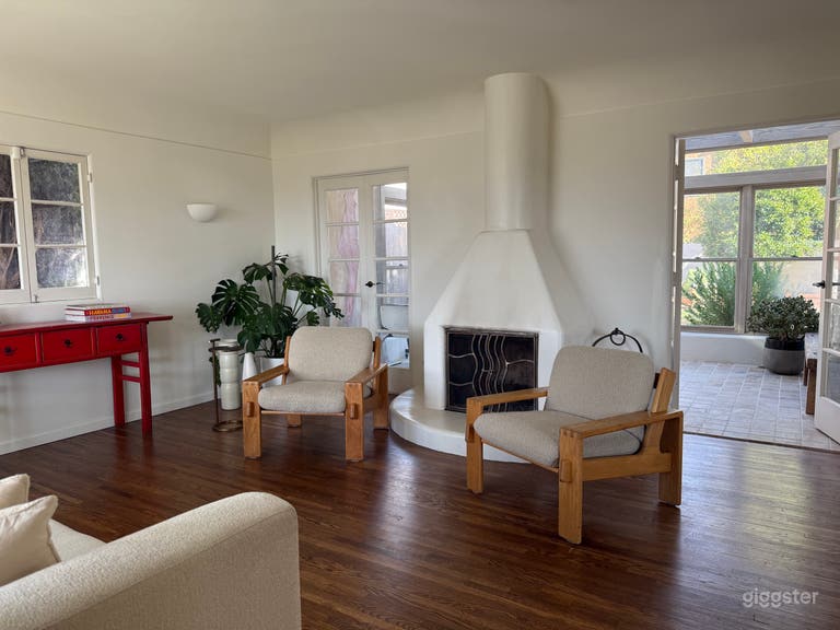  Spanish Villa with Panoramic Views in Adams Hill 