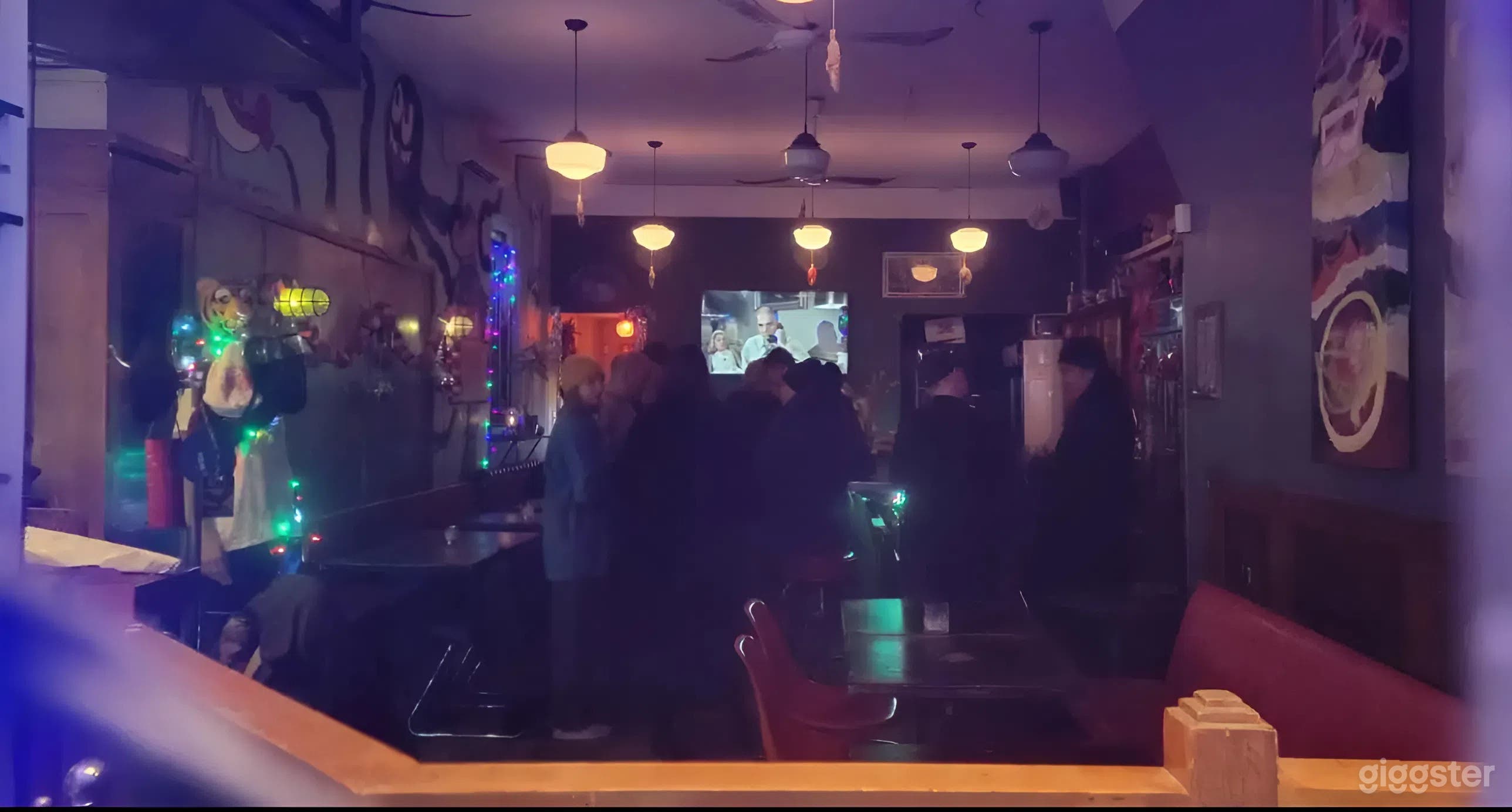 Gritty Toronto Dive Bar with Vintage Charm Photo 3