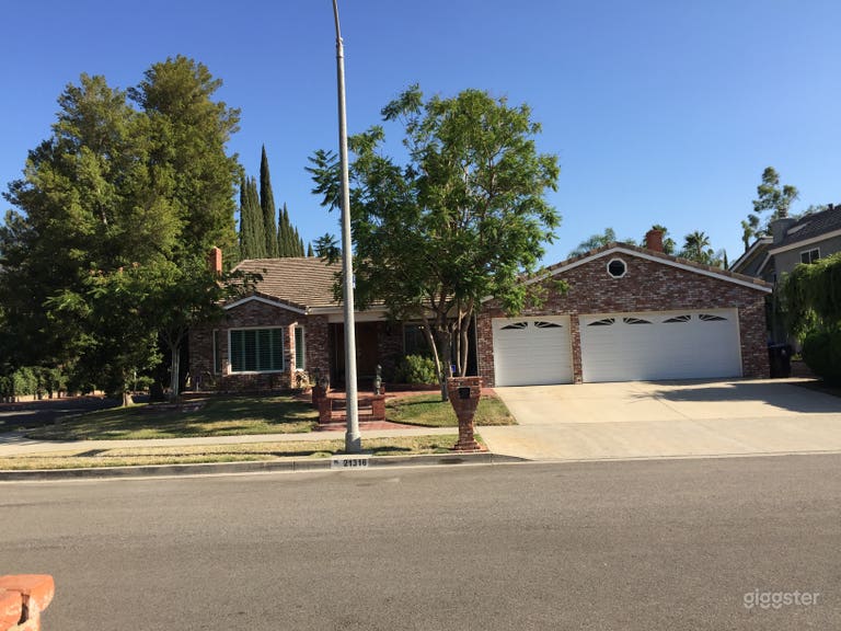  Attached 3-car Garage
 