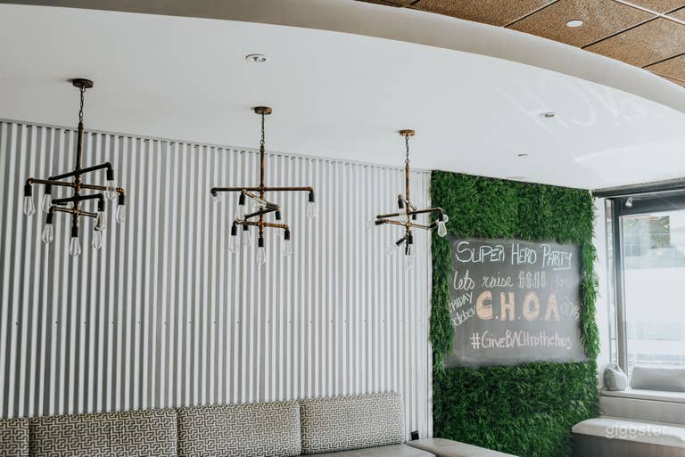  Upstairs Communal area 