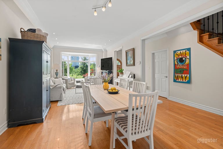  Parkview & Market-Side Haven: Sala da Pranzo e Soggiorno Privati 