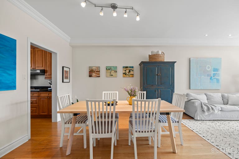  Parkview & Market-Side Haven: Sala da Pranzo e Soggiorno Privati 