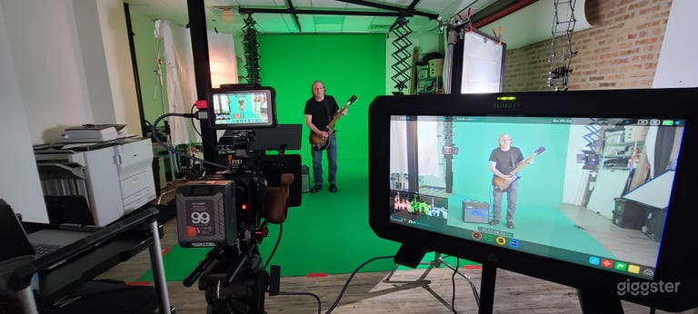  Studio Photo et Vidéo Entièrement Équipé à Forest Park 