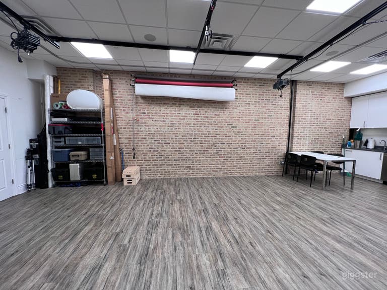  Studio Photo et Vidéo Entièrement Équipé à Forest Park 