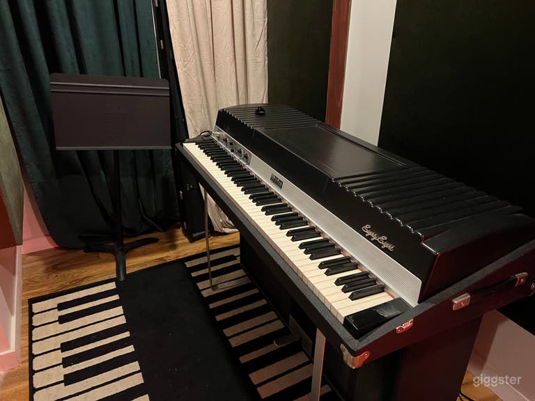  Hollywood Hills Vibey Recording Studio w/Neve  