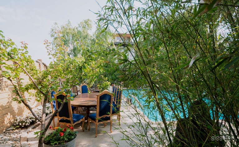  Quiet and Serene Pool Area 