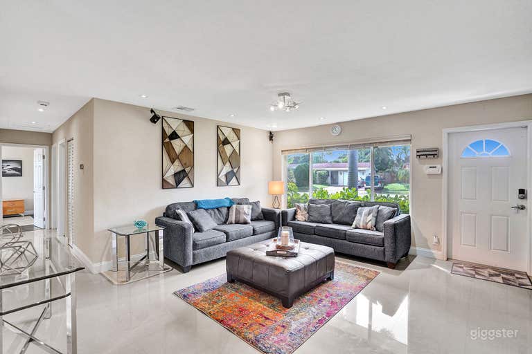  🌅Suburban Ft. Lauderdale Ranch Style Home w/ Pool 