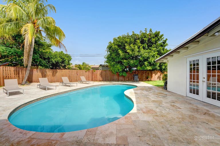  🌅Suburban Ft. Lauderdale Ranch Style Home w/ Pool 