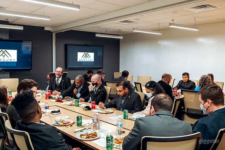  Salle de formation entièrement équipée pour 24 personnes Venture X Dallas 