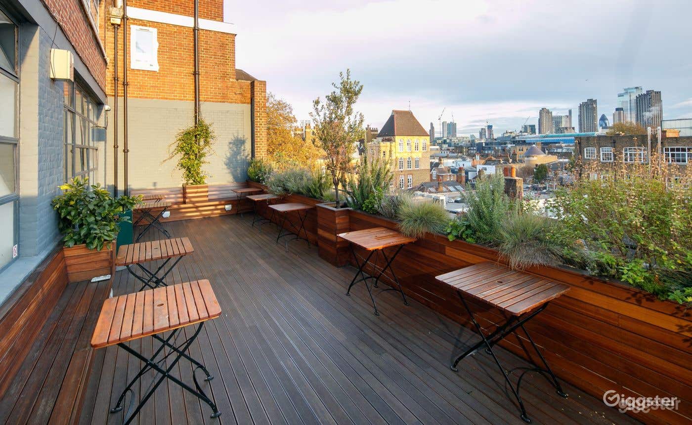 Terrace With Amazing Views Photo 3