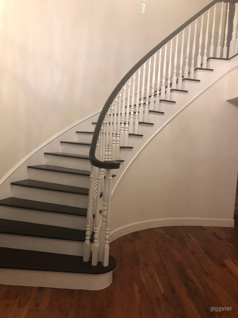  Charming, spacious and remodeled 