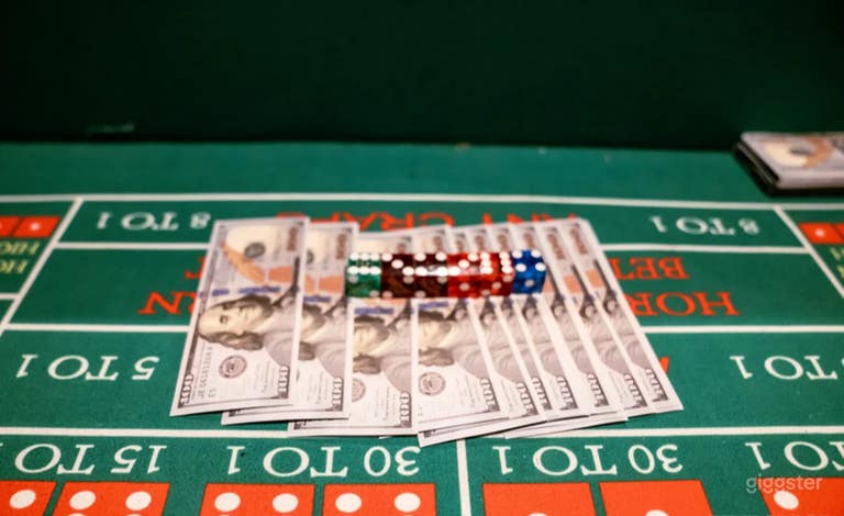  Estudio de Producción Casino y Bar 