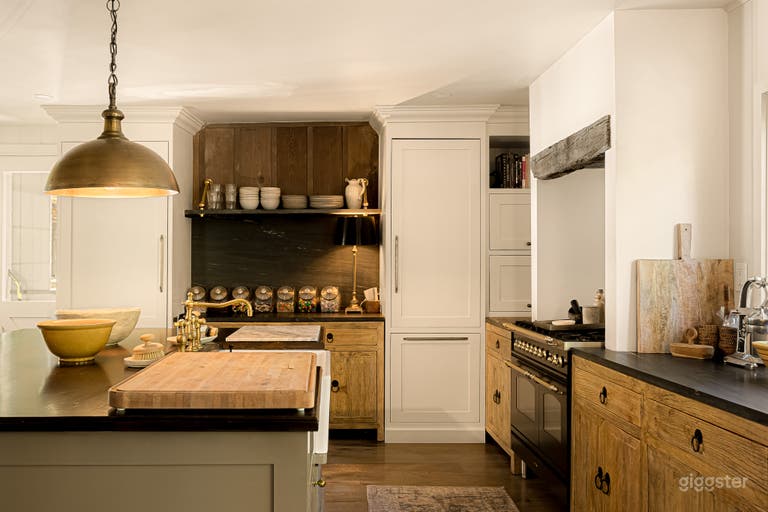  Cozy Charming Lake Arrowhead Cabin 