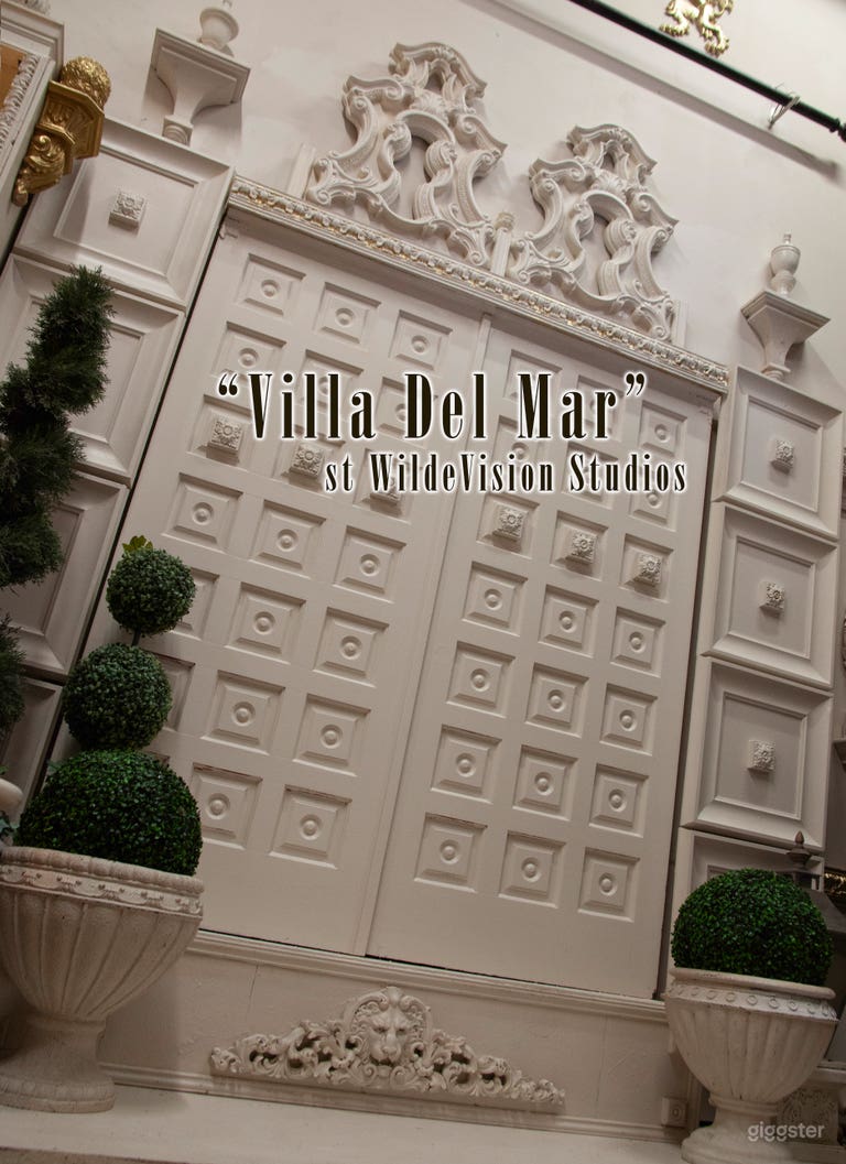  "Wilde Manor."  The Luxury Lifestyle Studio. 