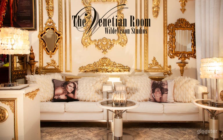  Double loveseats in &quot;Venice.&quot; 