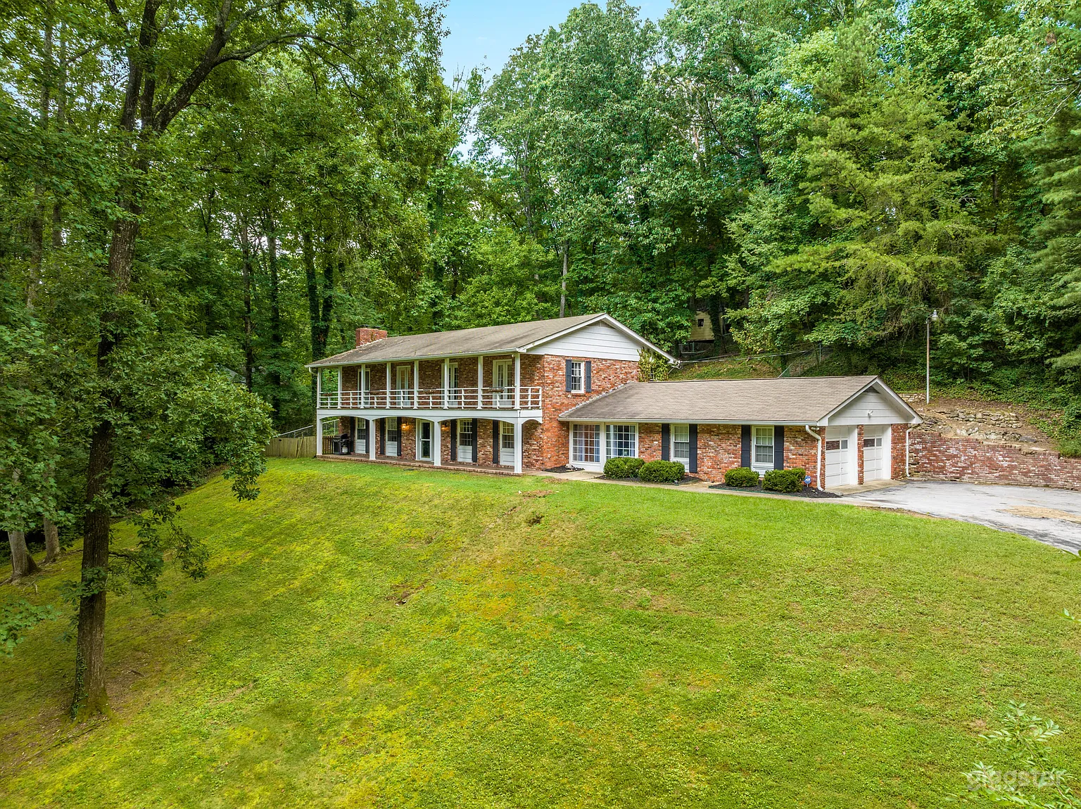 Magnificent Home with Spacious Porches & Modern Updates Photo 2