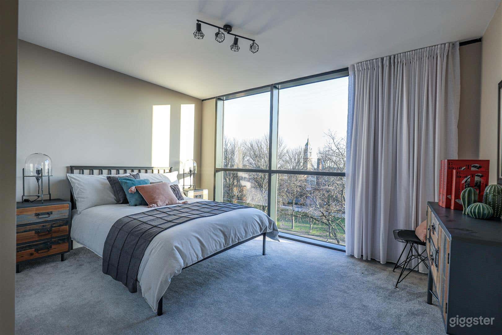 The glass house in Hull Photo 4