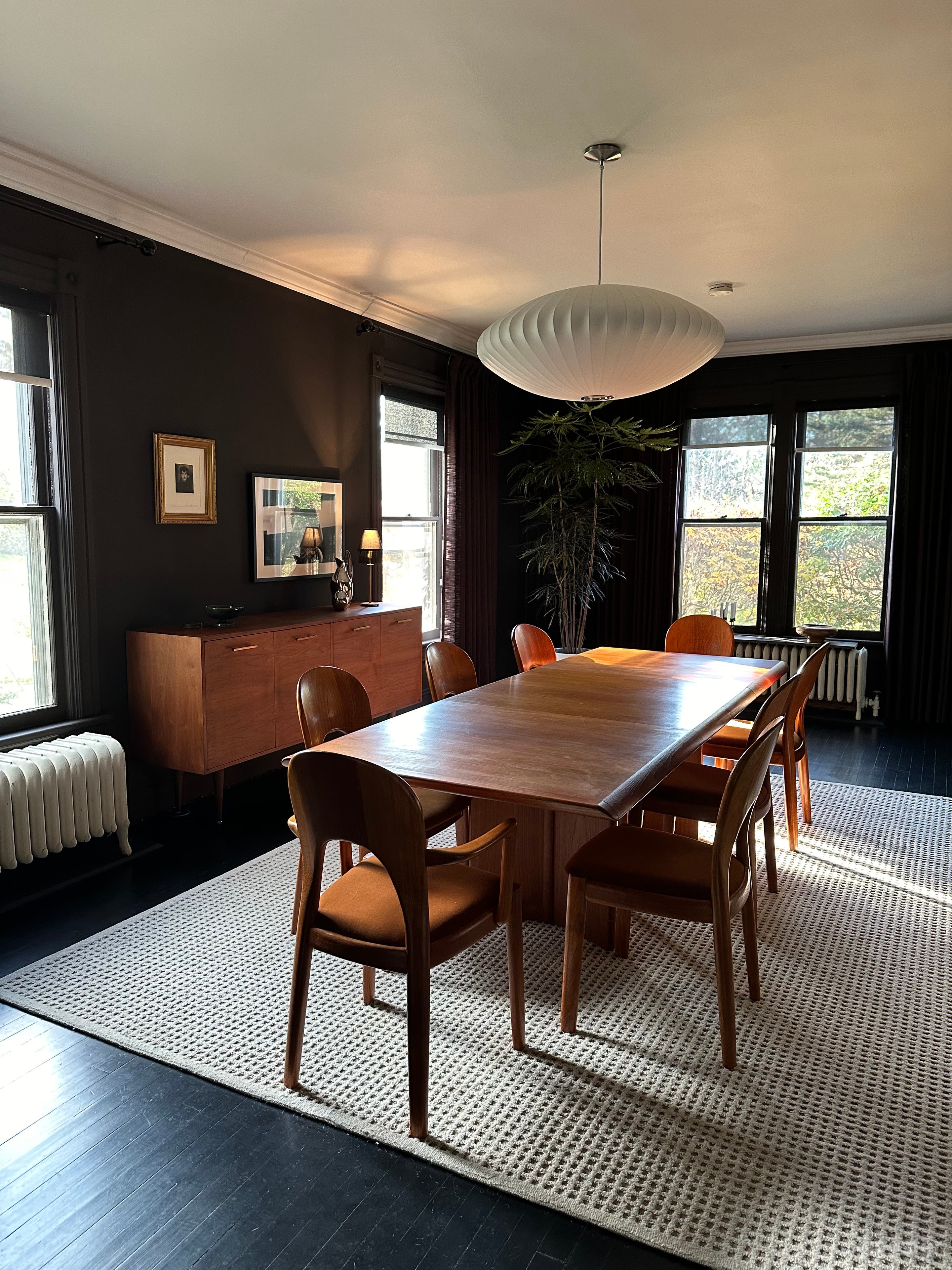 Dining Room - seats 10