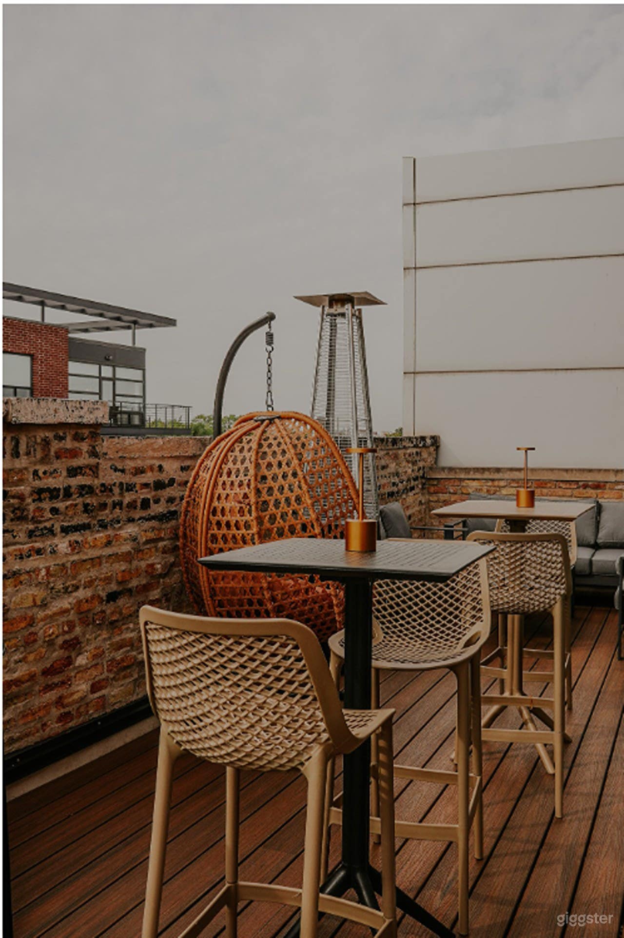 Modern Open-Air Terrace Photo 4