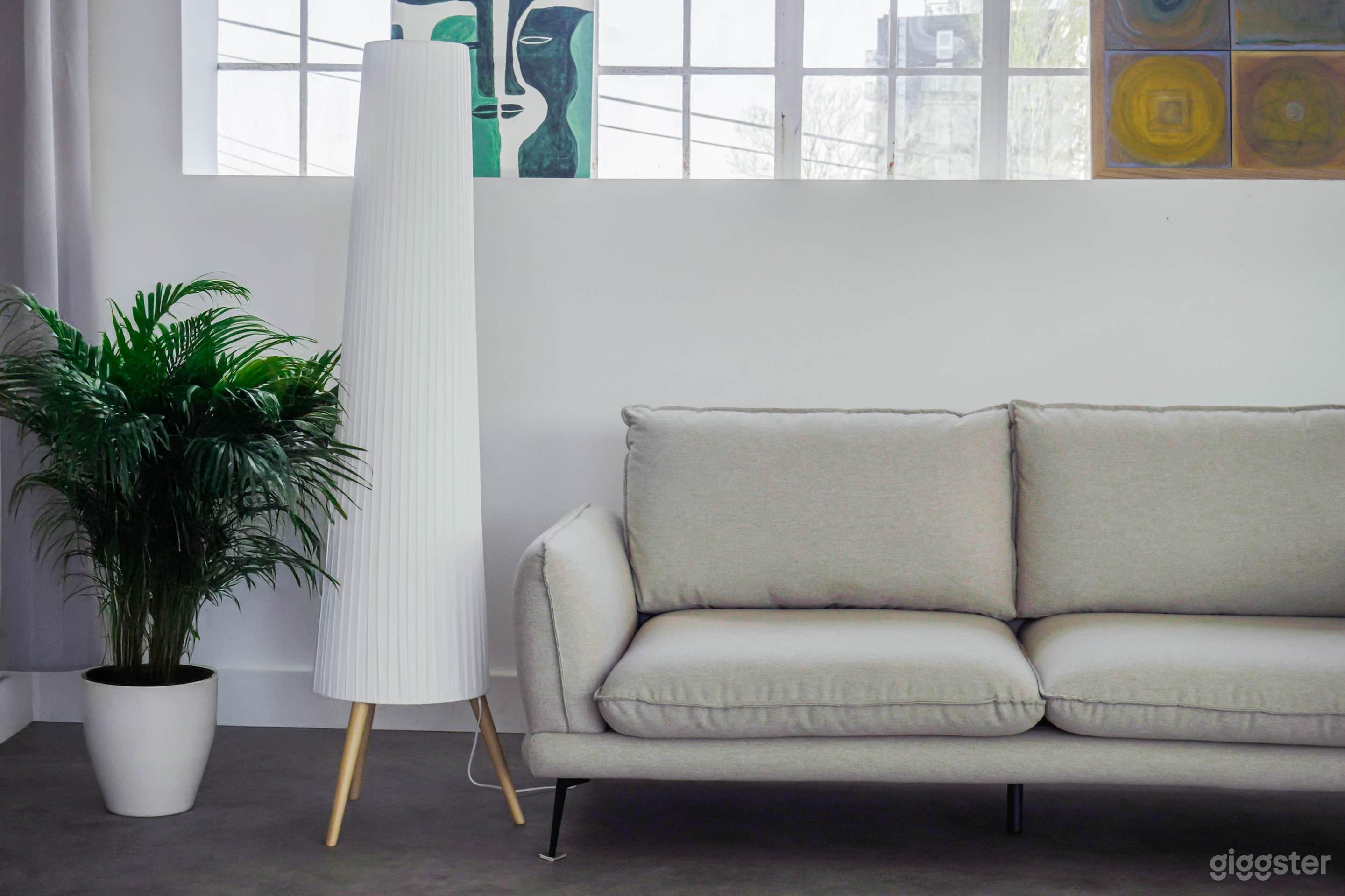 50% OFF Festive Deal- 1700 sq .ft. Infinity Cove Studio Photo 3