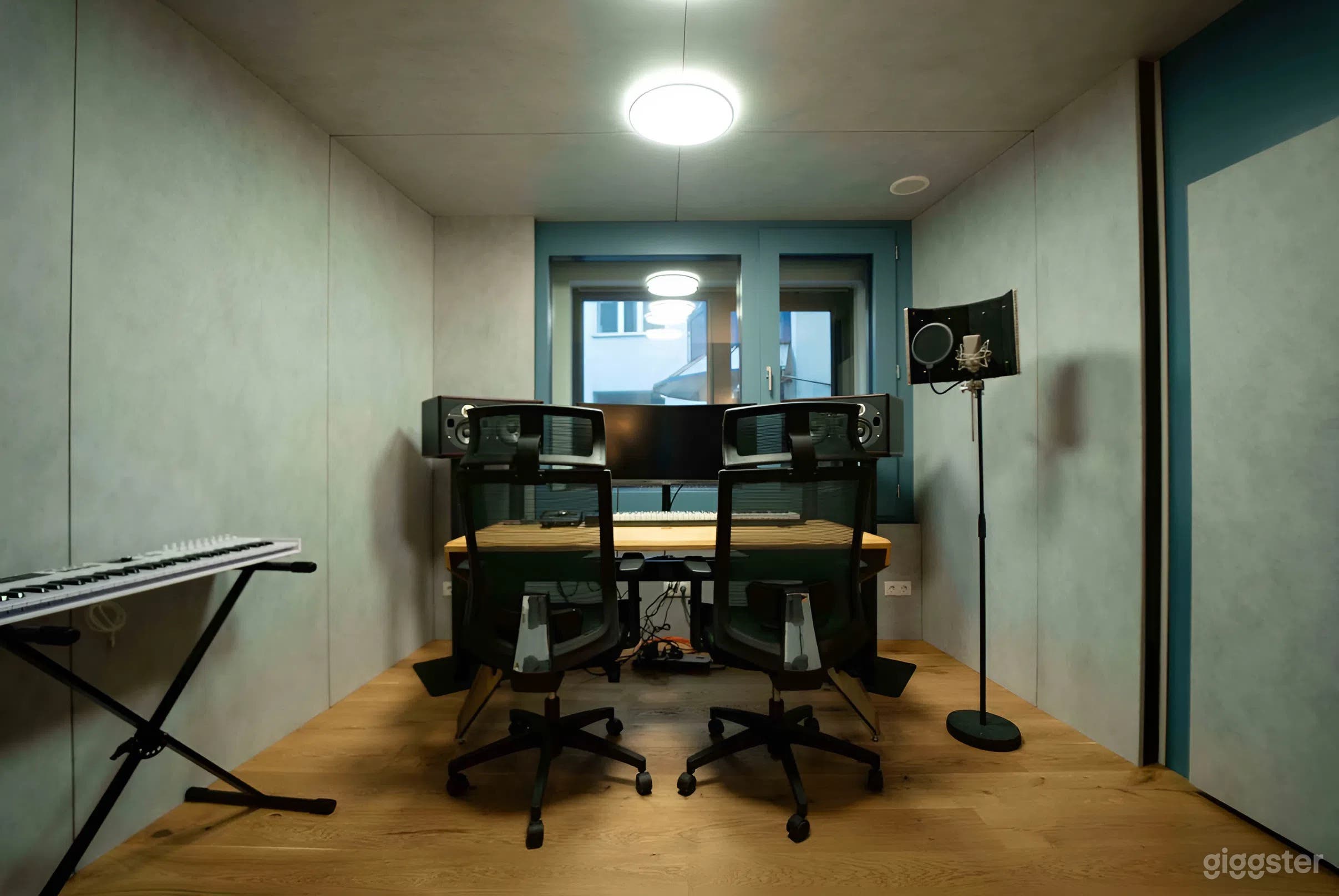 Studio II - Creative Recording & Production Room Photo 2