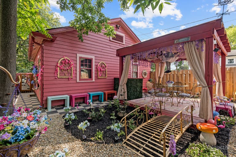  Take a trip down the rabbit hole where anything is possible! 