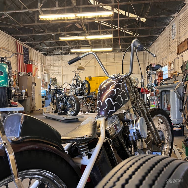  Custom Vintage Motorcycle Shop in Ventura 