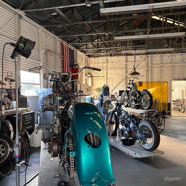  Custom Vintage Motorcycle Shop in Ventura 