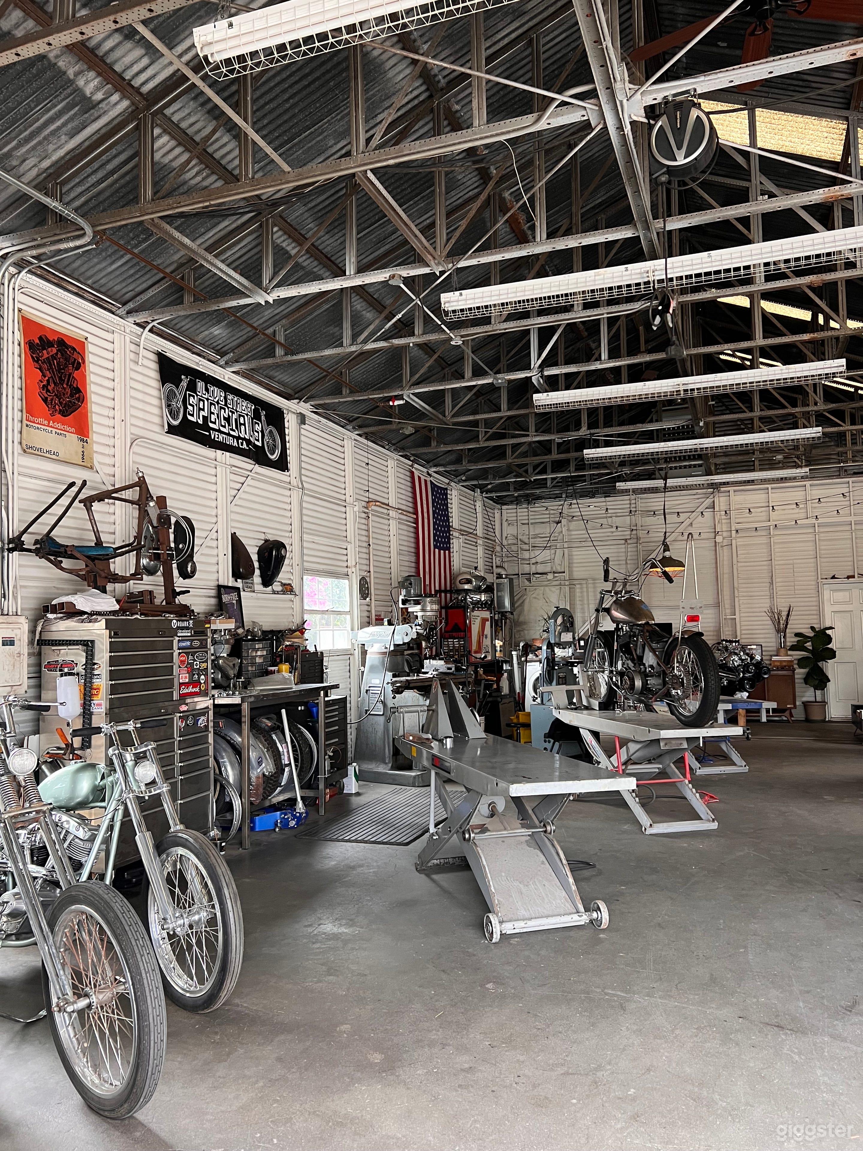 Custom Vintage Motorcycle Shop in Ventura Photo 4